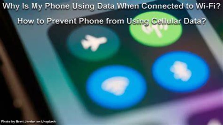 How do I know if my phone is using WiFi or data?