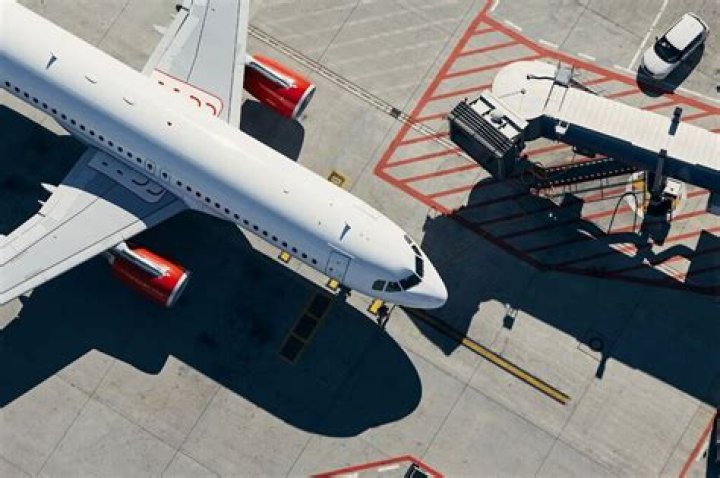 How do I start an airline?