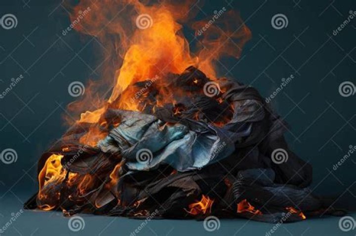 How do oily rags catch on fire?