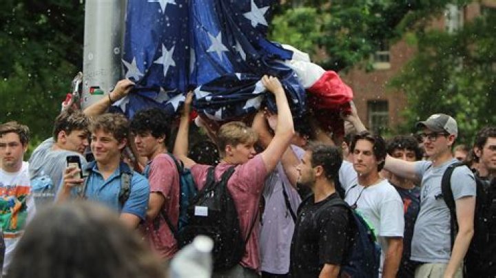 How do you destroy an American flag?