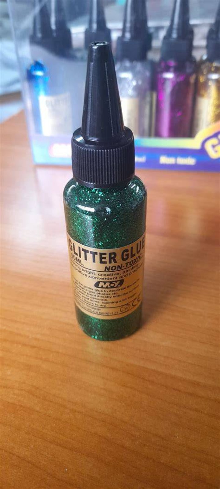How do you make non toxic glitter?