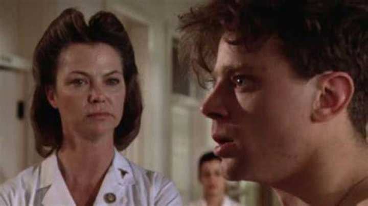 How does Nurse Ratched contribute to Billy's suicide?