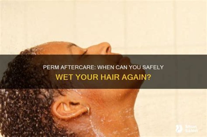 How long after highlights Can I get my hair wet?