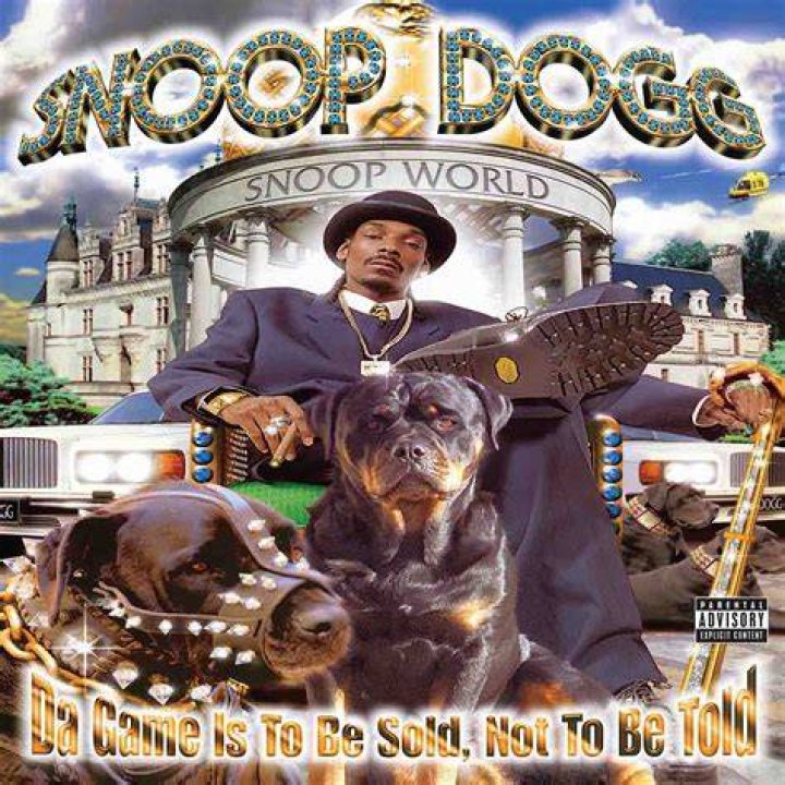 How many records has Snoop Dogg sold?