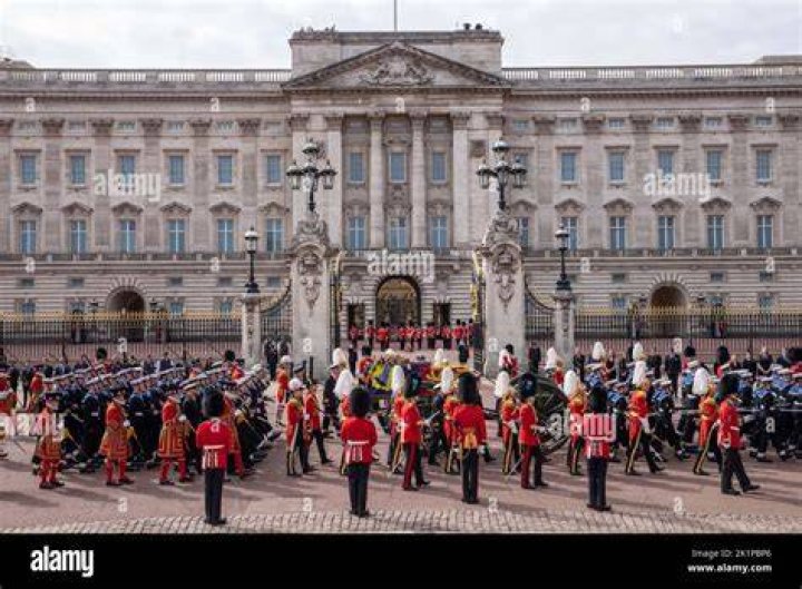 How many staff does the Queen have?