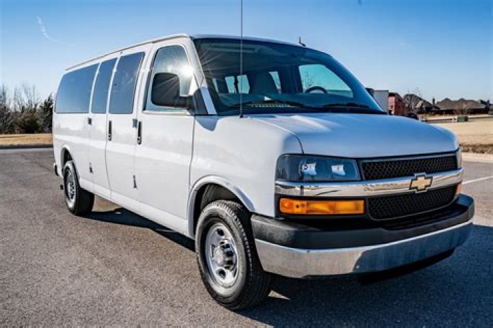 How many tons is a Chevy Express 3500?