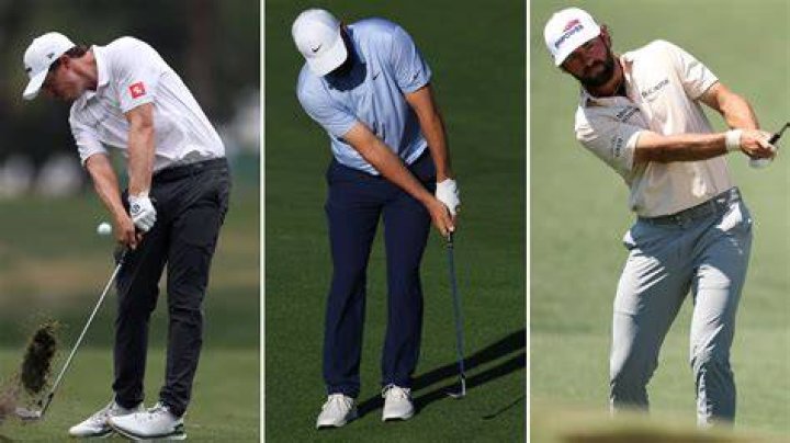 How many wedges do pros carry?
