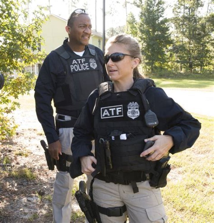 How much do ATF agents make an hour?