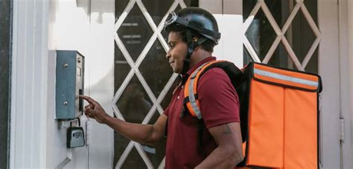 How much do Instacart independent contractors make?