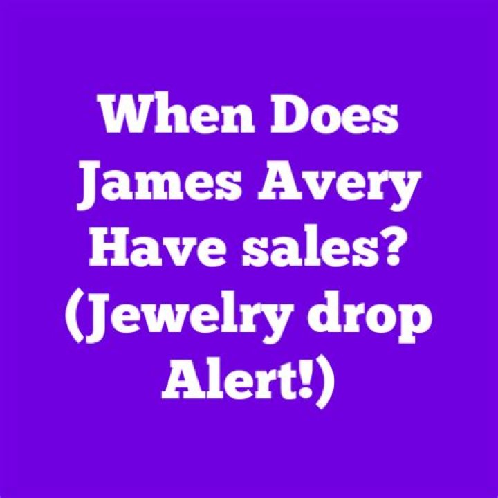 How much do James Avery sales associates make?
