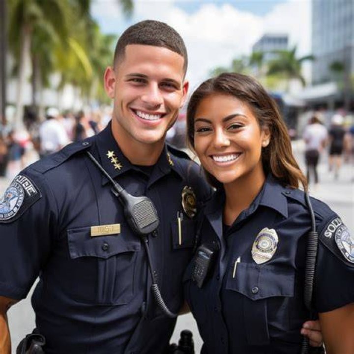 How much do Miami PD get paid?