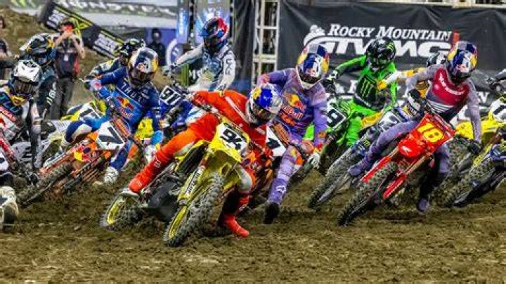 How much do motocross winners make?