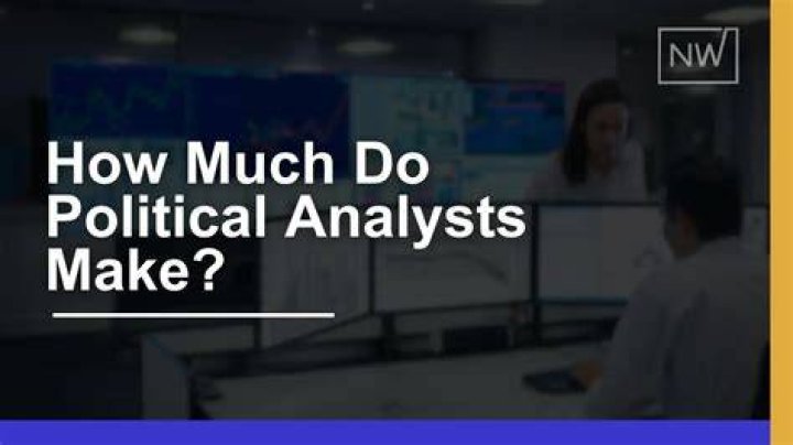 How much do political analysts get paid?