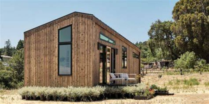 How much does a small prefab cabin cost?