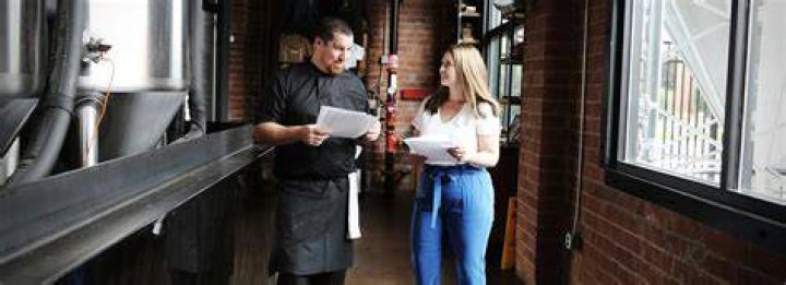 How much does a US Foods sales rep make?