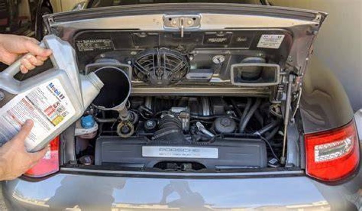 How much does it cost for a Porsche oil change?
