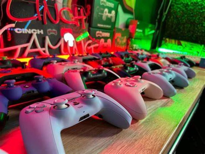 How much does it cost to make a game controller?