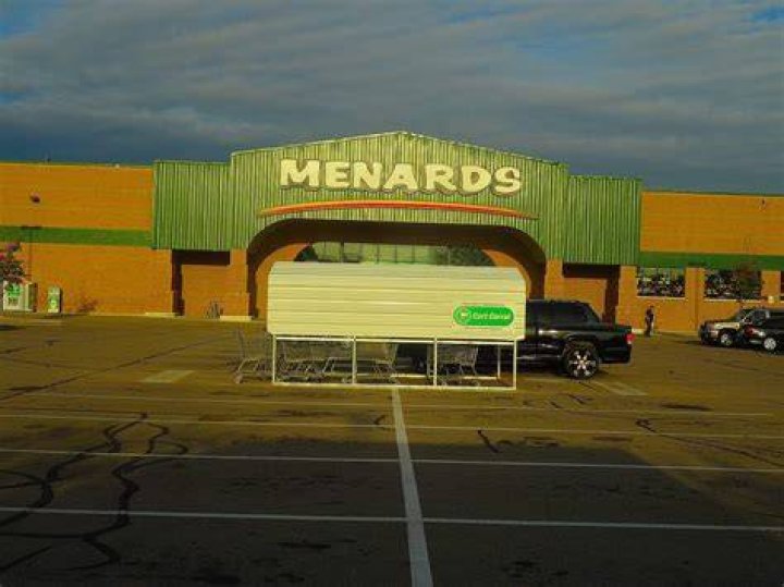 How much does Menards pay part time?