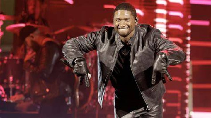 How much does usher get paid?