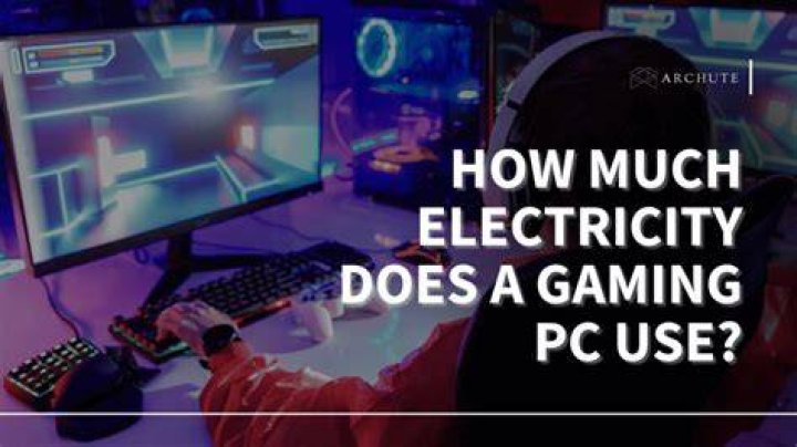 How much electricity does a PC use per hour?