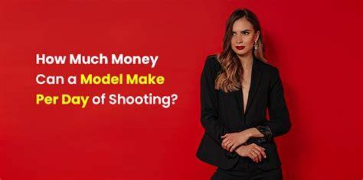 How much money do models make per show?