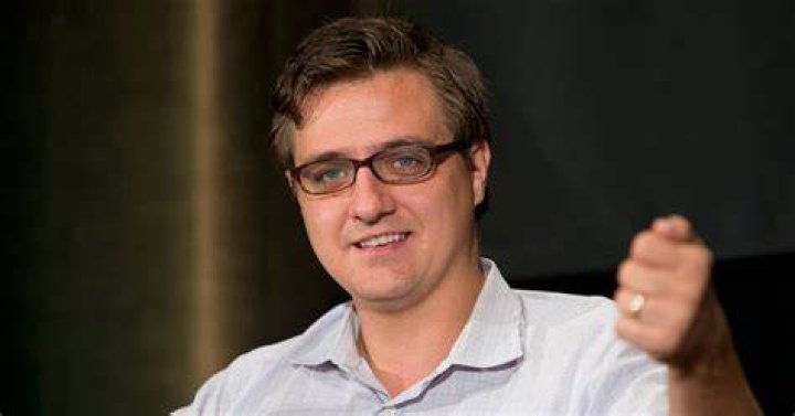 How much money is Chris Hayes net worth?