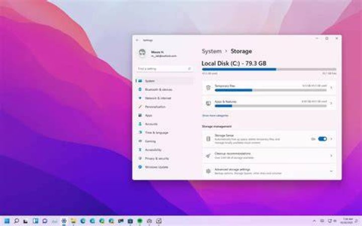 How much space does Windows 11 take on SSD?