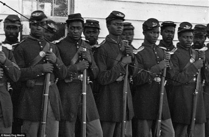 How much were African-American soldiers paid?