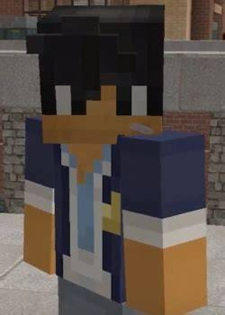 How old is Aaron Aphmau Phoenix drop high?
