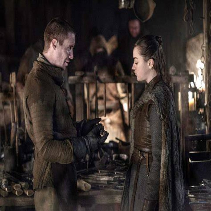 How old is Arya and Gendry in Season 8?