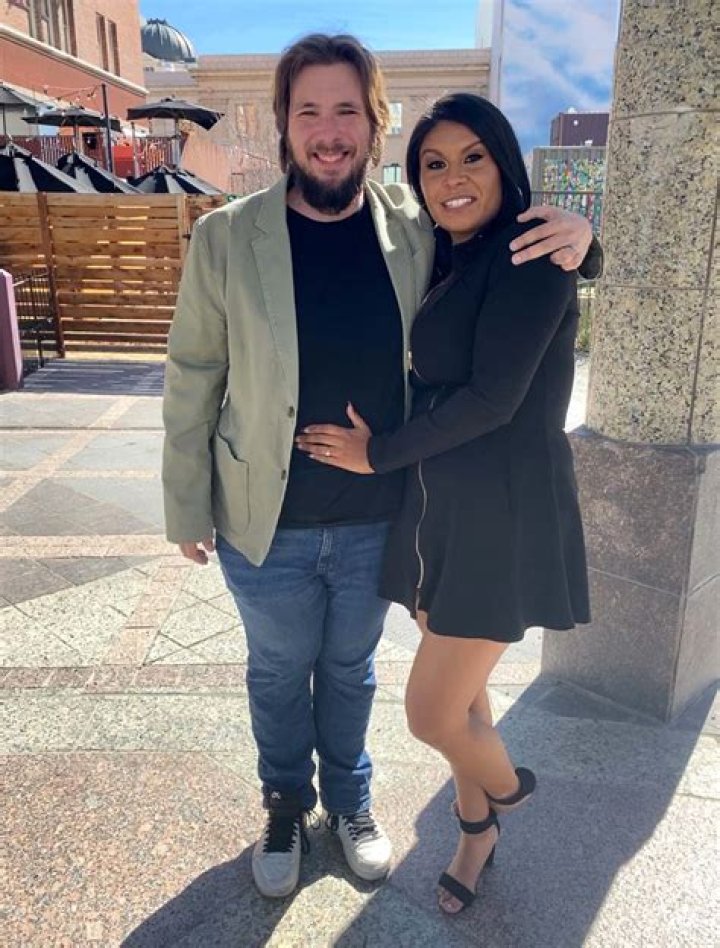 How old is Colt Vanessa?