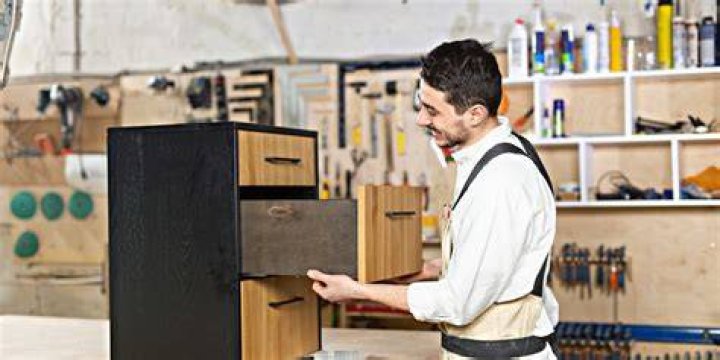 Is a cabinet maker a subcontractor?