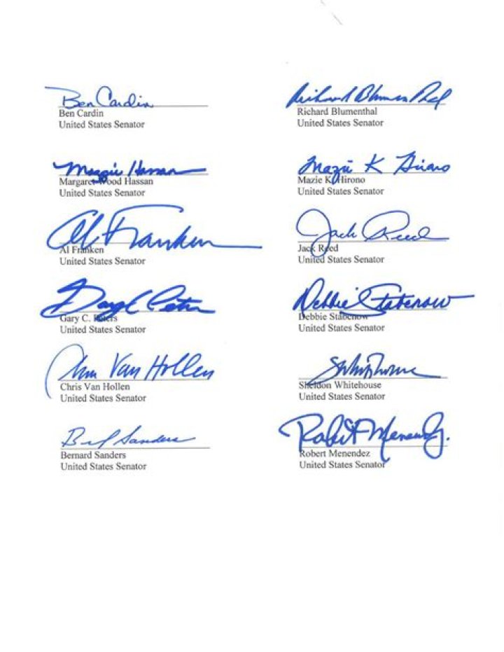 Is a printed name a legal signature?