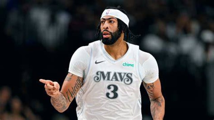 Is Anthony Davis vegan?
