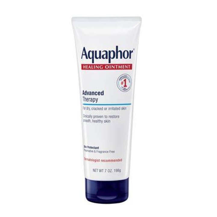 Is Aquaphor anti inflammatory?