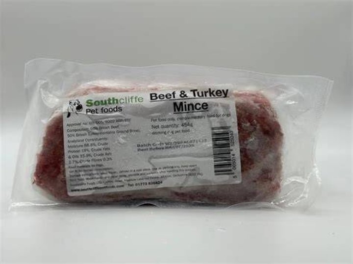 Is beef or turkey better for dogs?