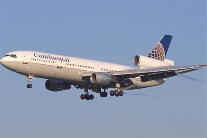 Is Continental Airlines still in service?