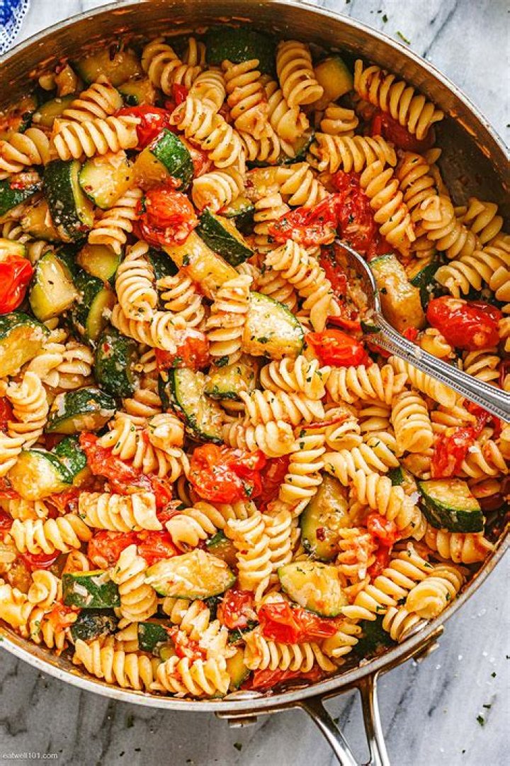 Is eating pasta healthy?