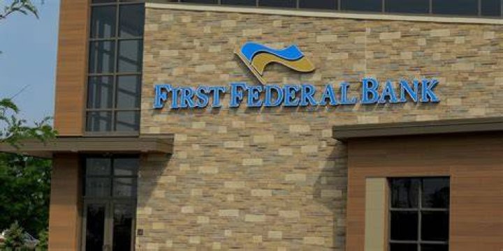 Is first national bank a publicly traded company?