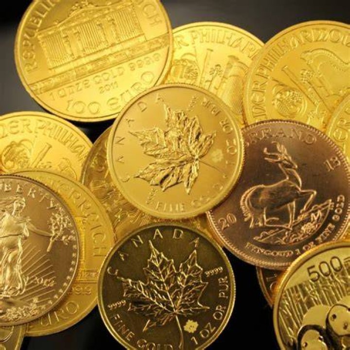 Is it better to buy gold coins or jewellery?
