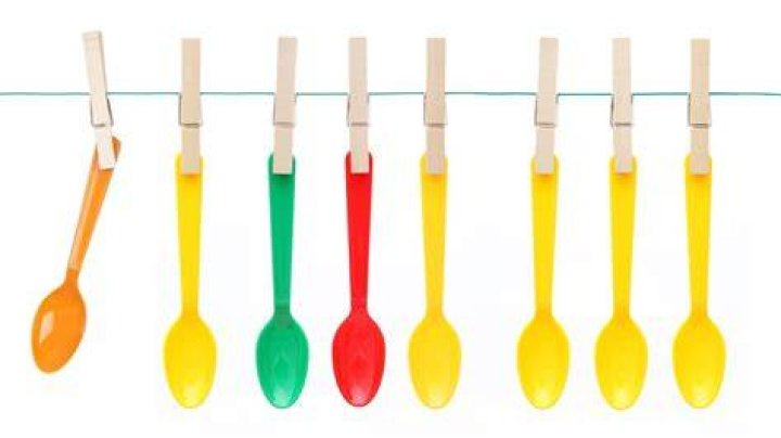 Is it OK to reuse plastic spoons?
