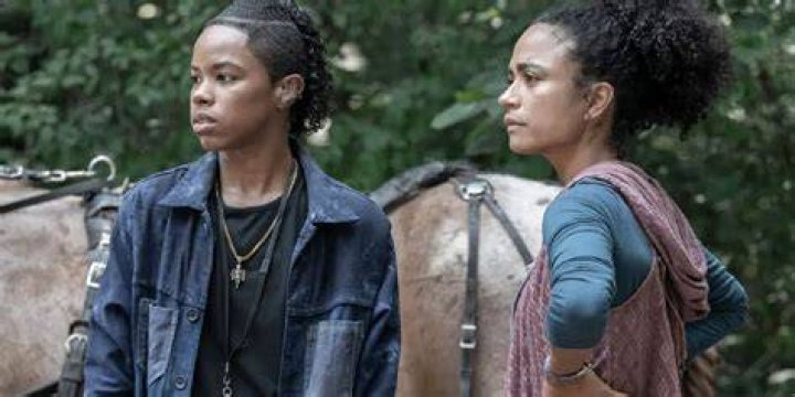 Is Kelly going deaf TWD?