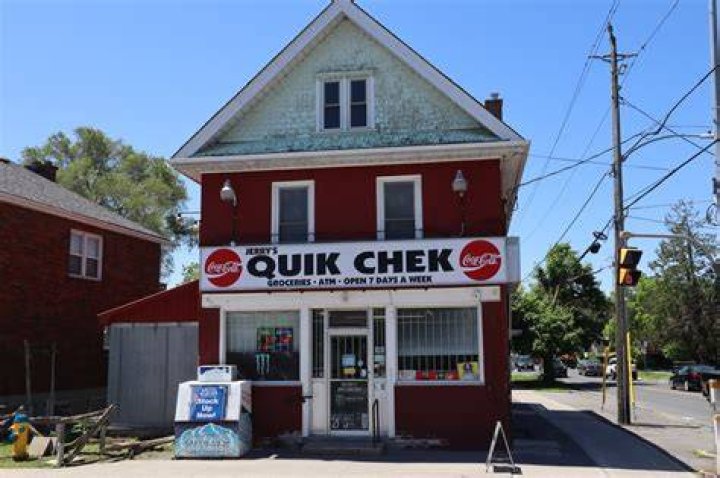 Is Quik Chek a franchise?