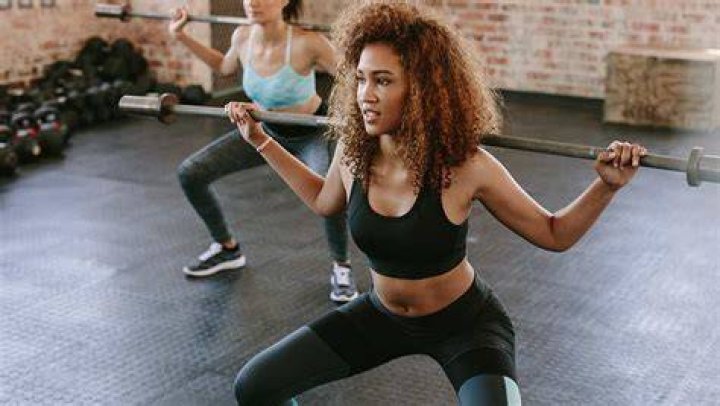 Is running or squats better for cellulite?