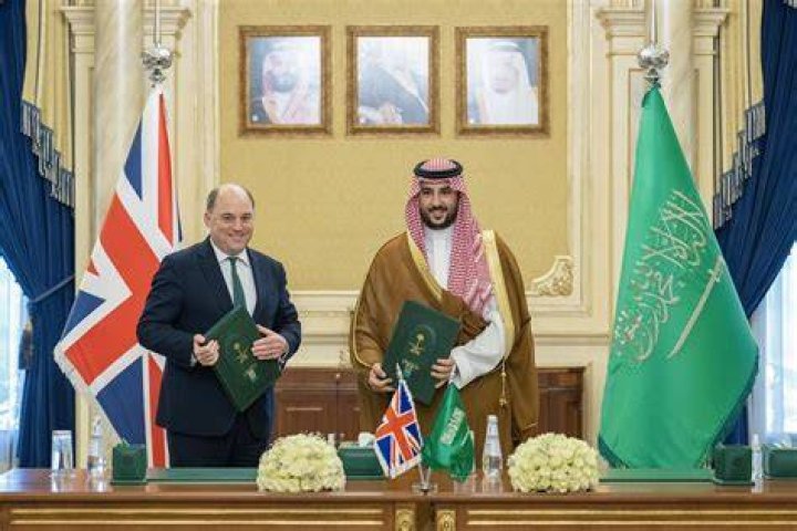 Is Saudi Arabia richer than UK?