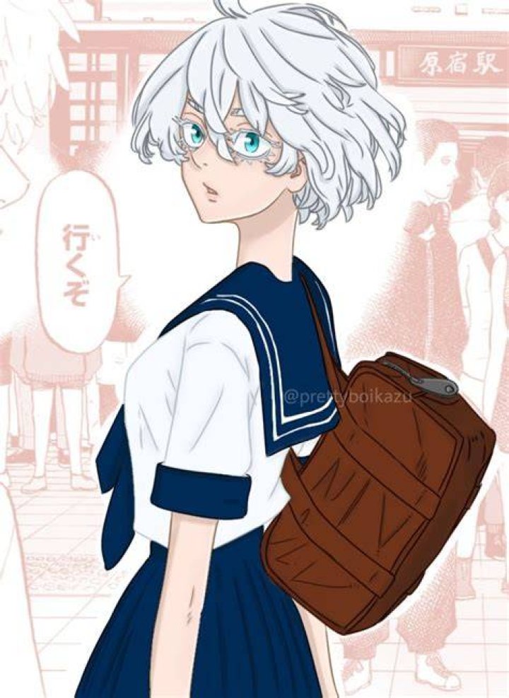 Is Senju a girl Tokyo Revengers?