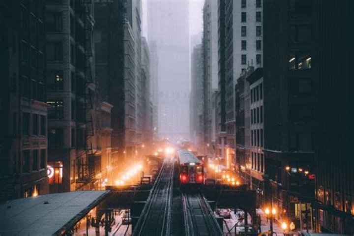 Is the Chicago subway safe at night?