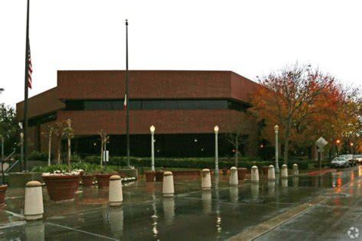 Is the IRS back to work in Fresno CA?