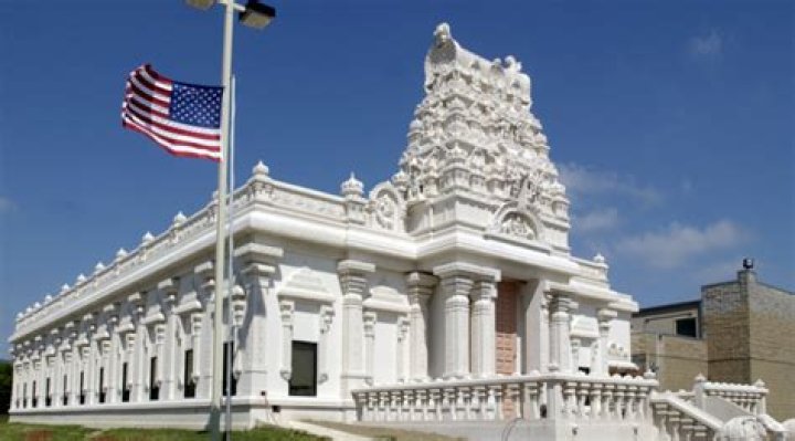 Is there any temple in USA?