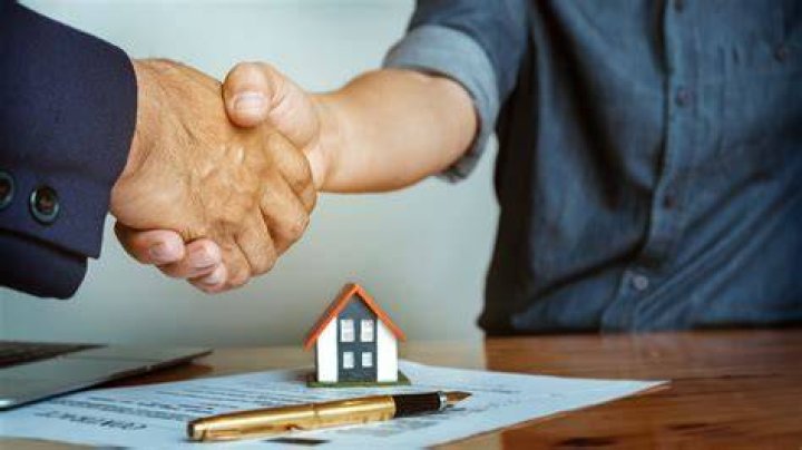 Is there limit to number of people who can co own property?